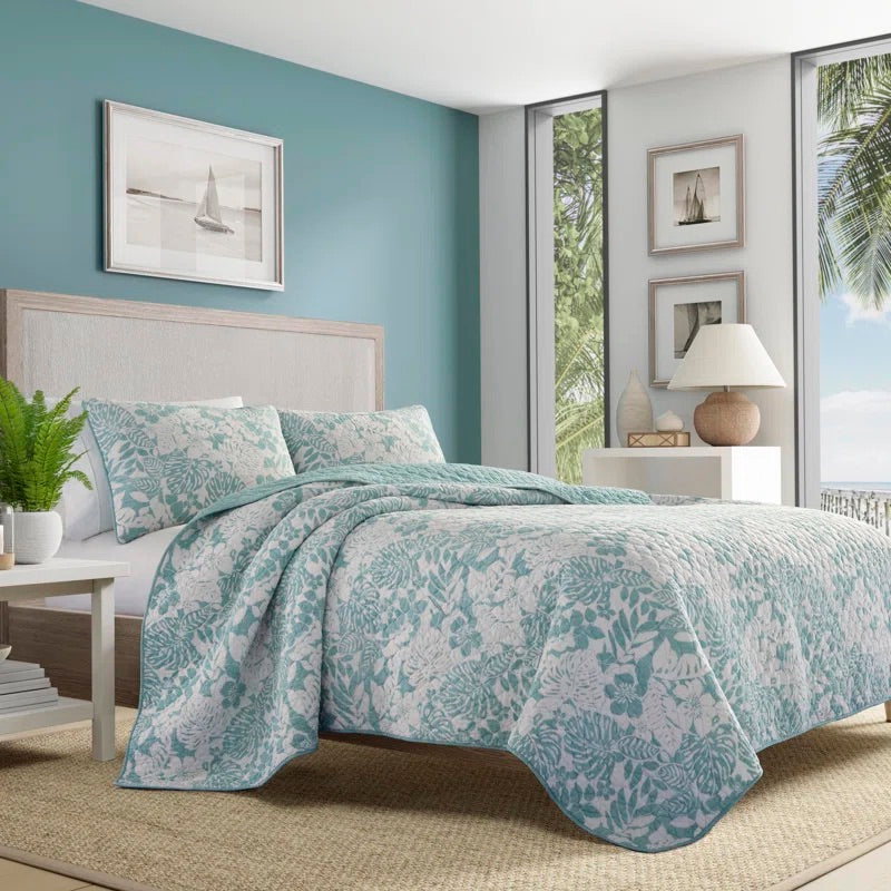 Laguna Shores Reversible Cotton Quilt Set – King Quilt + 2 Shams