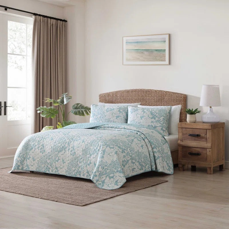 Laguna Shores Reversible Cotton Quilt Set – King Quilt + 2 Shams